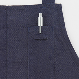 左胸ペン差しポケット