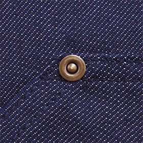 中央左右ポケット ハトメ補強