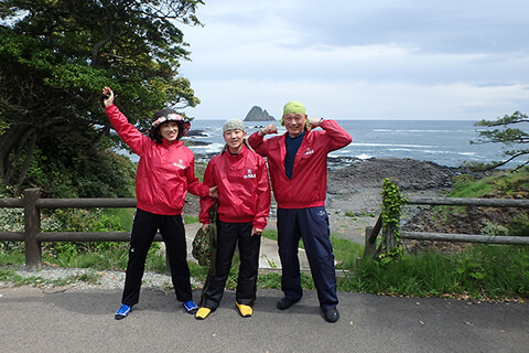社寺建築会社様のスタッフジャンパー　正面