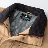 54206　背中裏地は保温シルバー