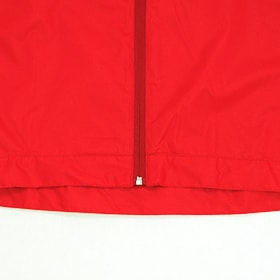 後裾はラウンド型