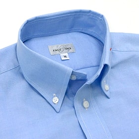 衿には型くずれしない芯入り