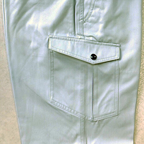 フラップ付カーゴポケット